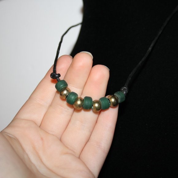 Brand new Black leather cord necklace with Green and gold beads 20" - Picture 3 of 4